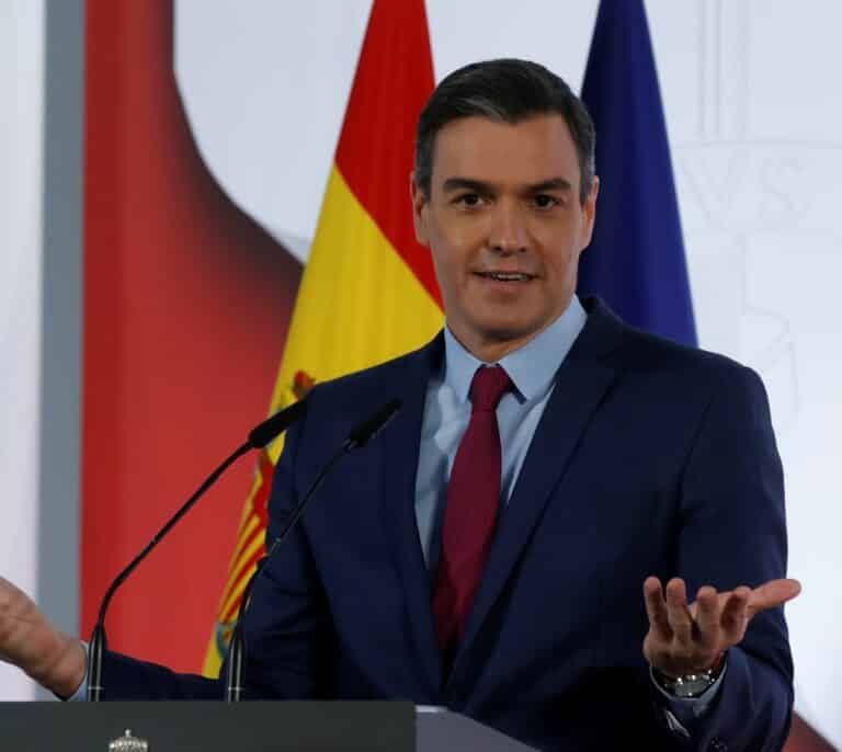 El PSOE se recupera ante la caída del PP, el repunte de Vox y el hundimiento de Cs