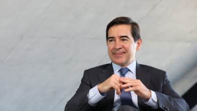 La fusión de BBVA con Sabadell se allana tras la decisión de la Fiscalía de librar a Carlos Torres