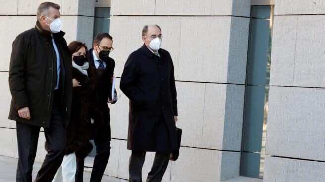 El presidente de Iberdrola, Ignacio Sánchez Galán (dcha.), llega a la Audiencia Nacional. El presidente de Iberdrola, Ignacio Sánchez Galán (dcha.), llega a la Audiencia Nacional.