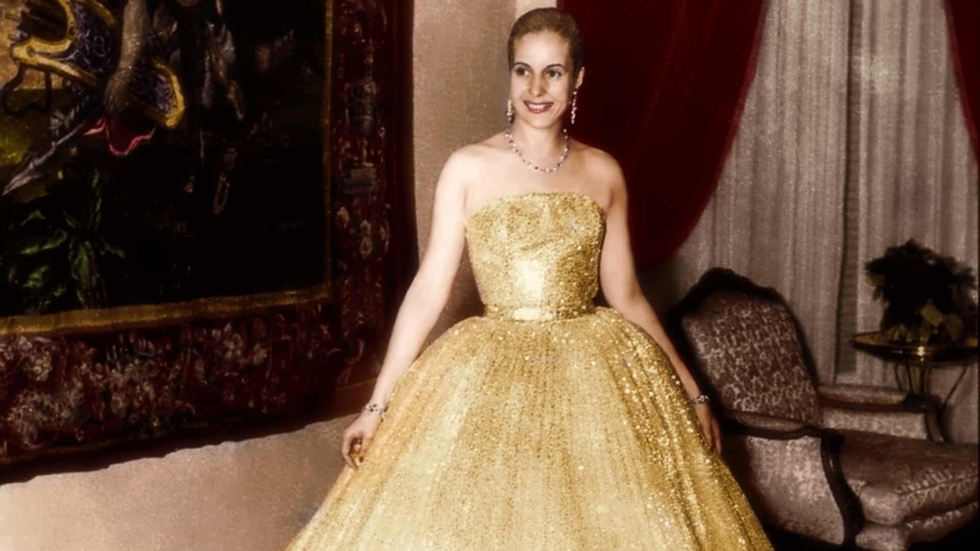 La ex-primera dama argentina, Eva Perón, con un vestido de Christian Dior