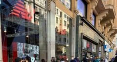 New Balance volverá a abrir sus tiendas en Las Rozas Village de Madrid y La Roca Village de Barcelona