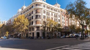 La Policía libera a una mujer retenida por su expareja dentro de un arcón