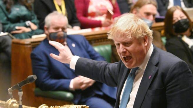 El primer ministro británico, Boris Johnson, en una sesión en el Parlamento británico Boris Johnson, primer ministro británico, ha recibido hoy el informe de Sue Gray