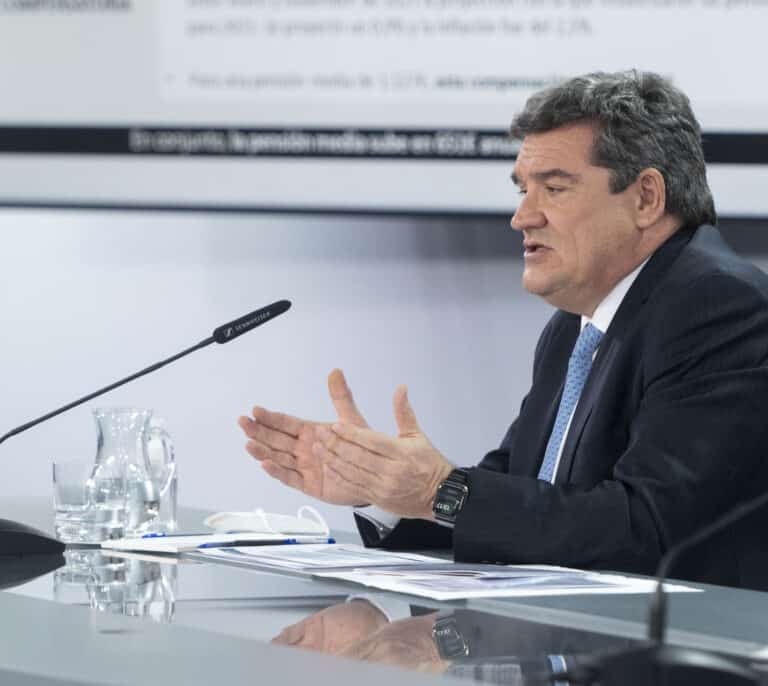 Escrivá anuncia que aprobará el fondo público de pensiones en un próximo consejo de ministros