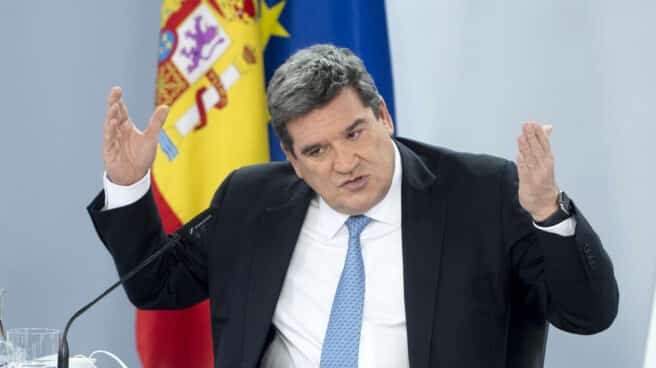 El Consejo de Ministros aprueba la subida de las pensiones para este año El ministro de Inclusión, Seguridad Social y Migraciones, José Luis Escrivá, comparece tras la reunión del Consejo de Ministros en Moncloa.