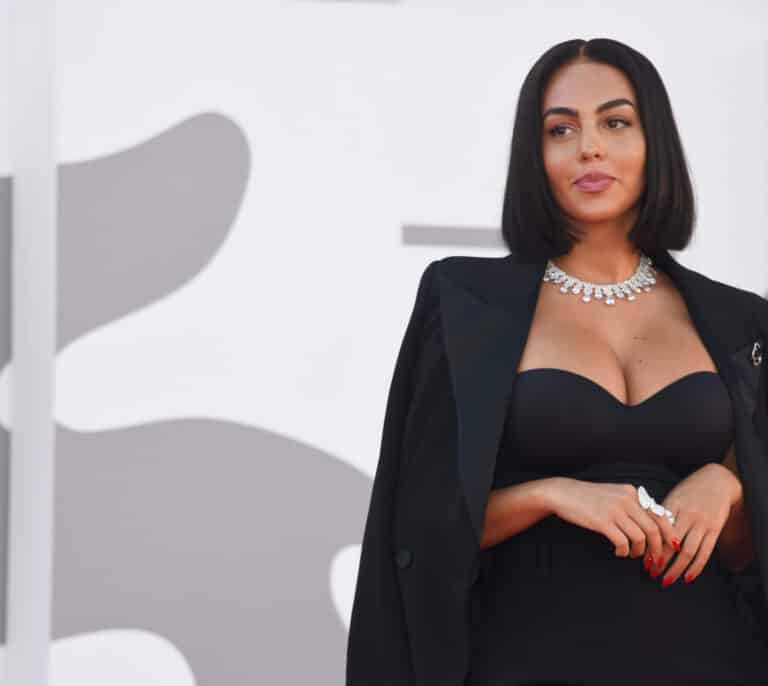 Todo lo que Georgina Rodríguez, novia de Cristiano Ronaldo, va a desvelar en Netflix (y lo que no)
