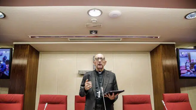 Omella dice, sobre los abusos, que han encontrado "más iluminación que corrección" por parte del Vaticano