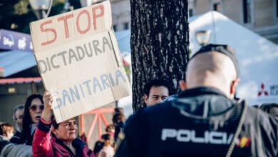 Los 'polis' antivacuna: "No nos hicimos agentes para ser verdugos de la sociedad"