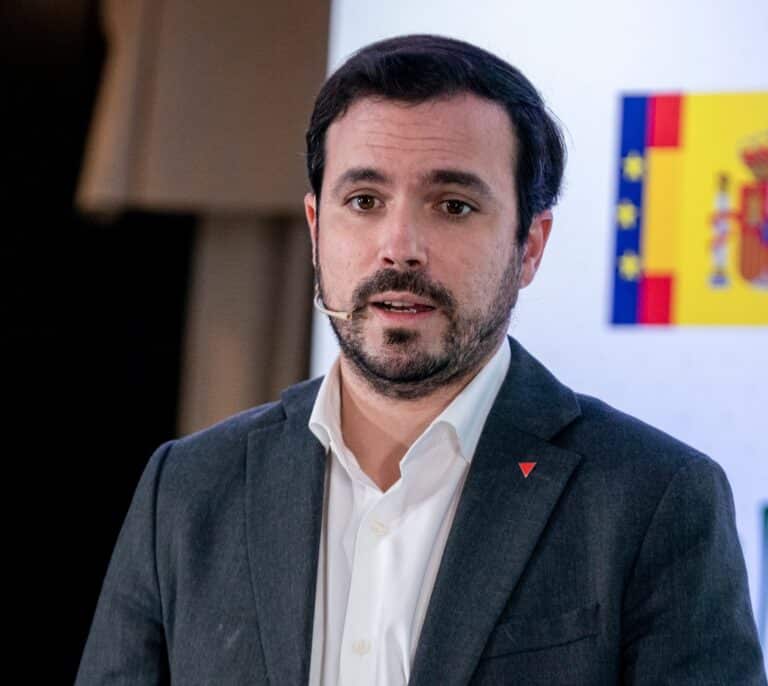 Yolanda Díaz ejerce: Alberto Garzón se asegura el puesto