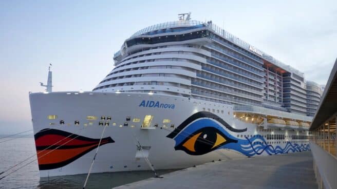 Portugal, Lisboa: el crucero AIDAnova está atracado en la terminal de cruceros de la capital portuguesa tras ser detenido