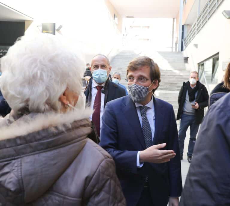 Almeida se abre a dejar competir a Djokovic en el Mutua Madrid Open: "Sería un gran reclamo"