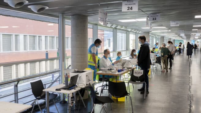 Arranca en Madrid la vacunación de la tercera dosis para personas de 30 a 39 años