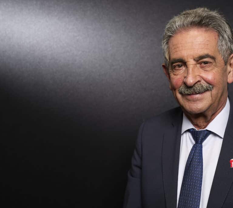 Revilla cumple 79 años: "Morimos de media a los 82. Tomo nota"