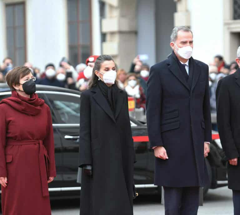 Letizia y Felipe en Viena: palacio de Sissi, expo de Freud y homenaje a los españoles muertos en Mauthausen