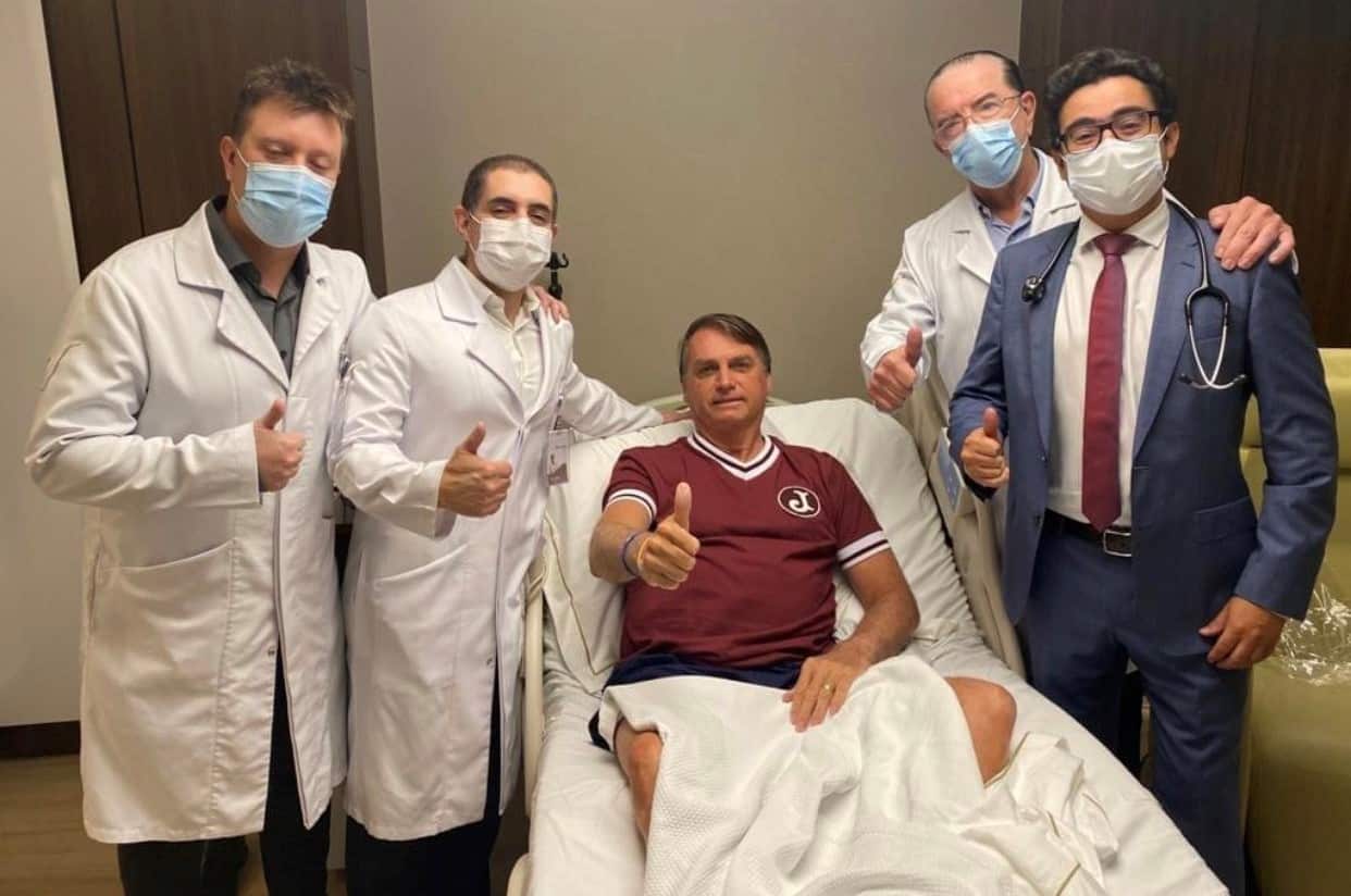 Bolsonaro recibe el alta hospitalaria después de dos días ingresado por una obstrucción intestinal