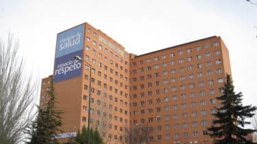 El Hospital Clínico de Valladolid  pide disculpas por no inscribir al bebé de una pareja de mujeres