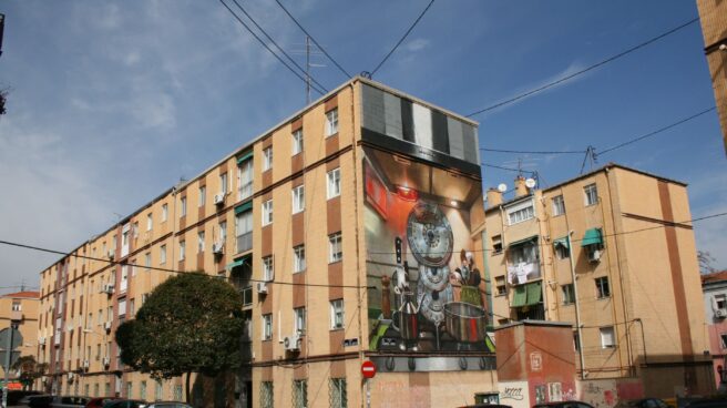37 detenidos por explotar sexualmente a diez menores tuteladas en Madrid Distrito de Usera en Madrid