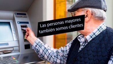 El valenciano de 78 años que pide a los bancos atención presencial: los cajeros son "muy complicados"