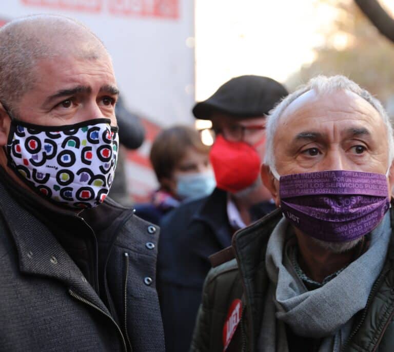 UGT y CCOO acuerdan movilizaciones para subir un 3,5% los salarios este año