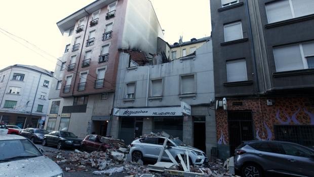 Un vecino de Ponferrada que iba a ser desahuciado explota una bombona de gas en su edificio