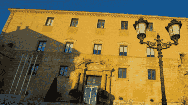El Ayuntamiento de Torredembarra (Tarragona) instala la tecnología DuctFit de en sus coches de policía y en el salón de plenos