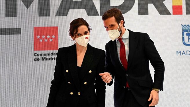 Isabel Díaz Ayuso y Pablo Casado, juntos en Fitur.