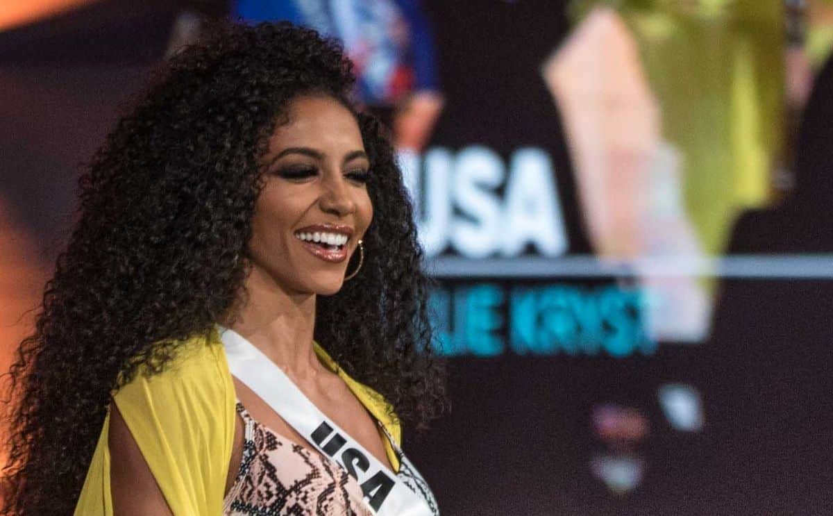 Cheslie Kryst, Miss Estados Unidos de 2019, se suicida arrojándose desde un rascacielos