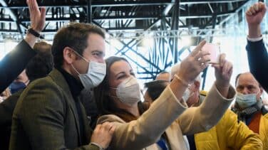 Egea abre la campaña en León: "No hay otros partidos, o Sánchez o el PP y la prosperidad"