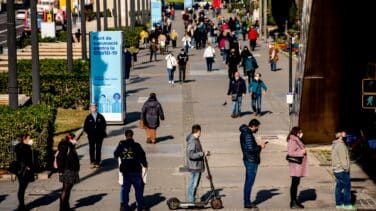 España suma 242.440 nuevos contagios y 1.000 pacientes más hospitalizados