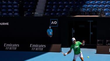 Djokovic recurre la cancelación del visado y peleará en los tribunales para jugar el Abierto de Australia