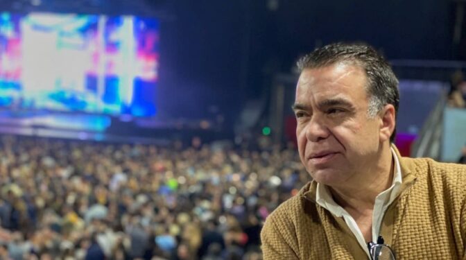 Domingo García, ejecutivo musical: "He llevado más de dos mil canciones a la vida de la gente"