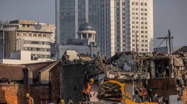 China'Äôs Evergrande Group suspended its Stock Exchange shares