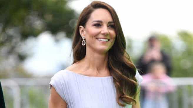 estilo-kate-middleton-look-1-736x412-1.jpg