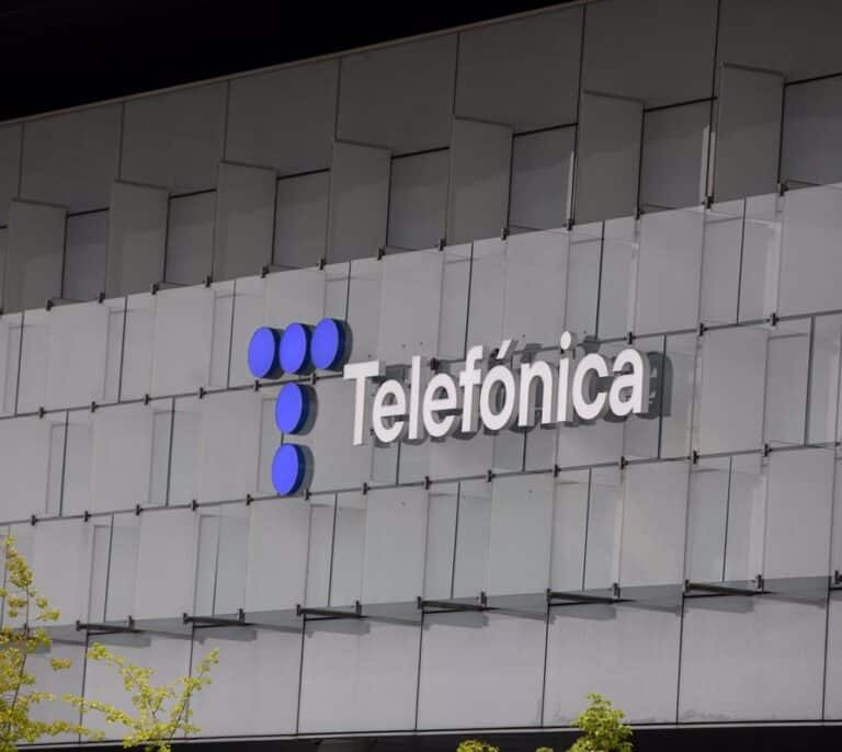 Telefónica eleva su deuda tras 20 trimestres consecutivos rebajándola