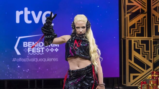 La cantante Luna Ki se retira del Benidorm Fest por no poder utilizar 'autotune' La cantante Luna Ki se retira del Benidorm Fest