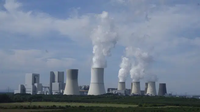 Las comisiones de Medio Ambiente y Economía, en contra de que invertir en nuclear y gas sea 'verde'