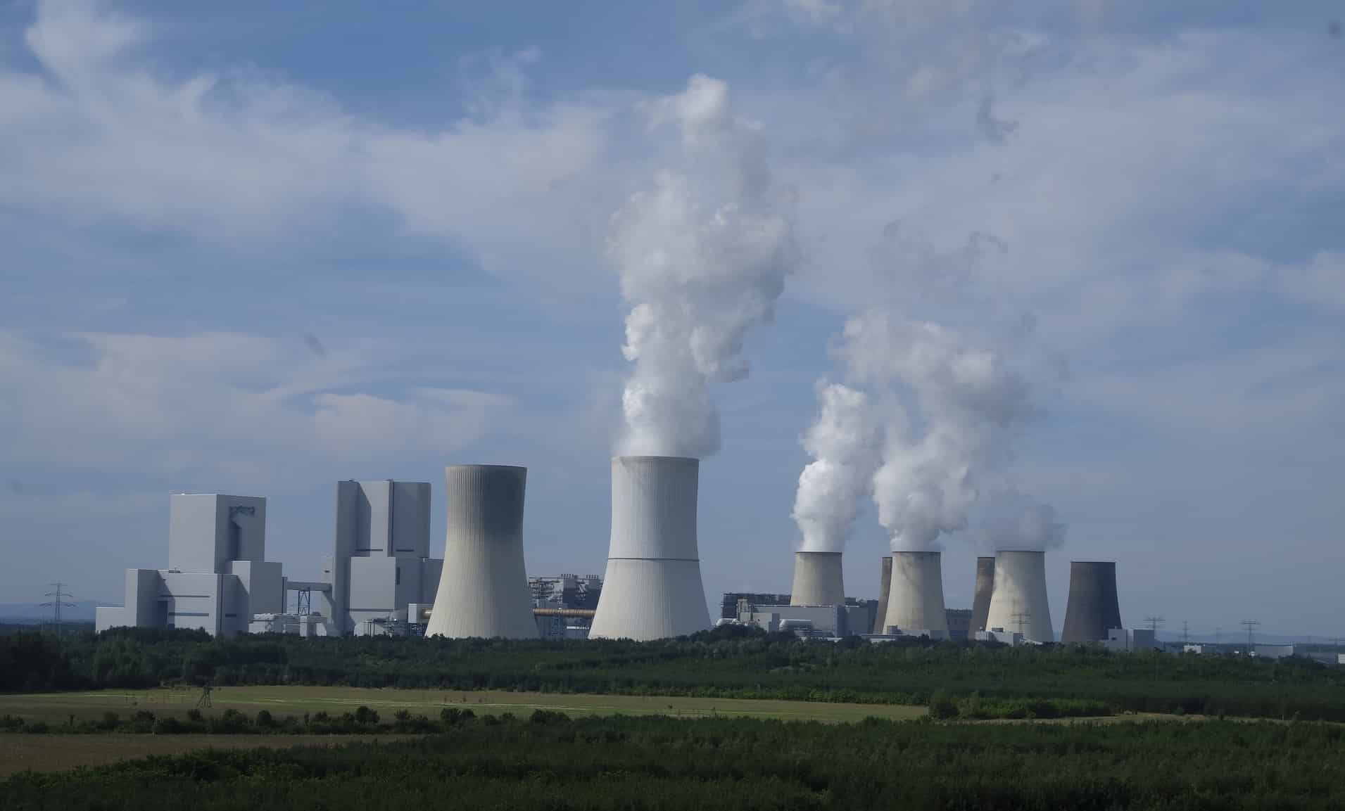 España rechaza incluir la energía nuclear y gas en la taxonomía verde europea