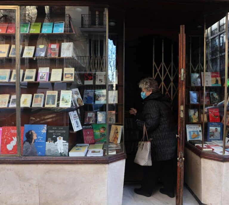 Adiós a Pérgamo, la librería más antigua de Madrid
