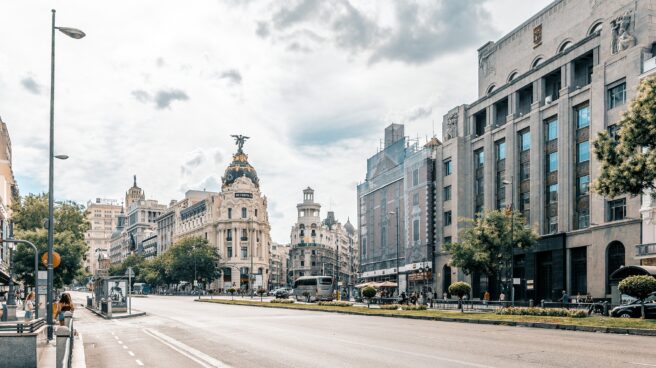 Madrid registra los valores horarios de dióxido de nitrógeno más bajos de su historia Gran Vía (Madrid)
