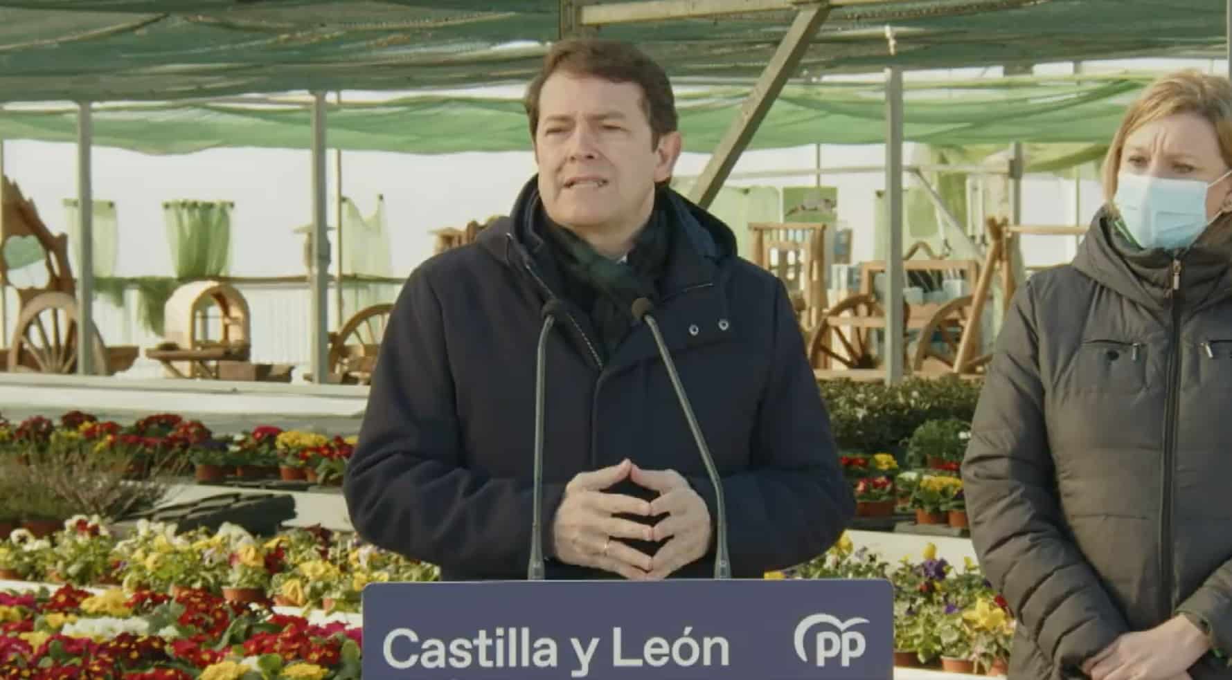 El líder y candidato del PP en Castilla y León, Alfonso Fernández Mañueco en Benavent (Zamora).