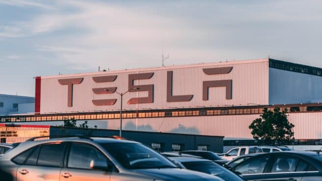 Tesla vende más de 936.000 vehículos en 2021, un 47% más que en 2020 Fábrica Tesla