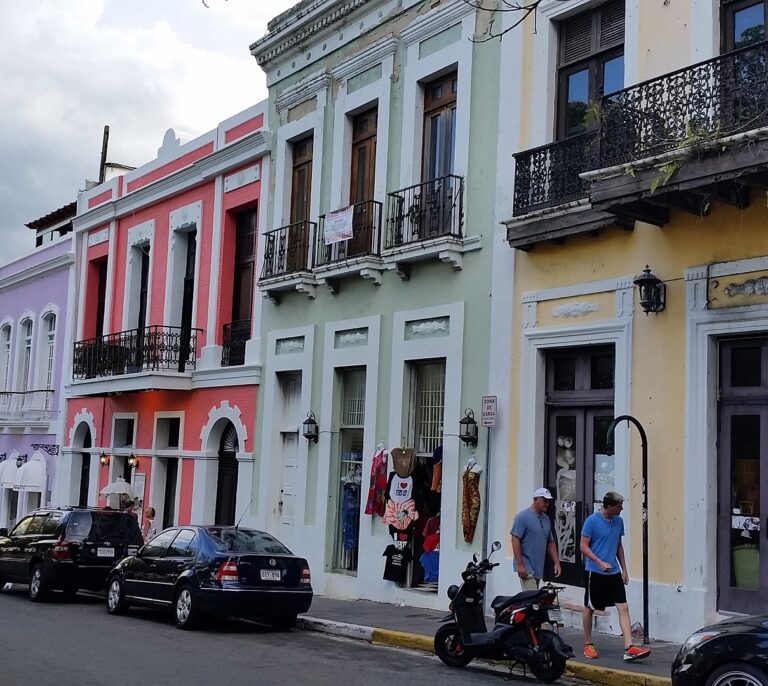 San Juan de Puerto Rico condecora cinco siglos de historia y legado español