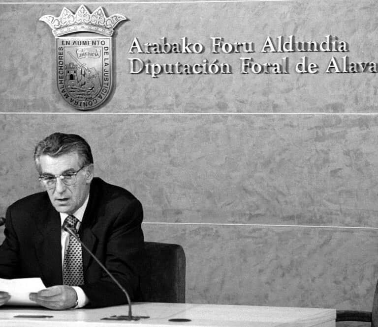 Fallece a los 81 años el ex diputado general de Álava, Félix Ormazábal