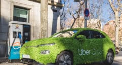 Repsol se alía con Uber en la movilidad eléctrica y reta a Iberdrola, Cepsa y Endesa