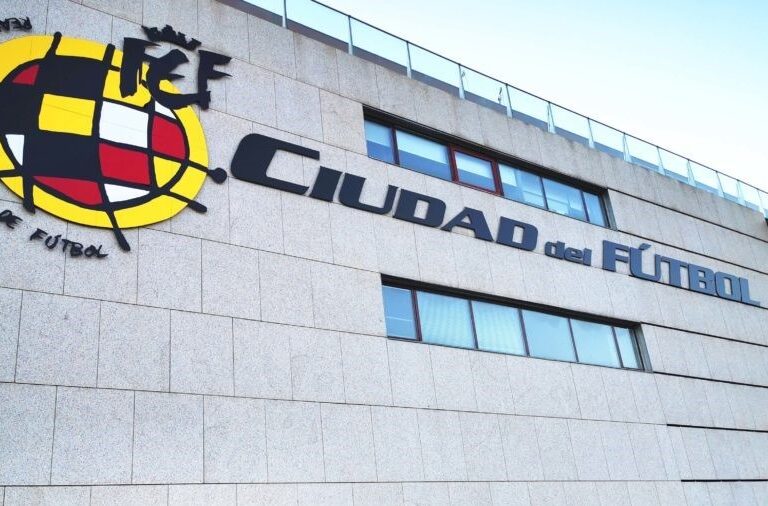 Protección de Datos multa con 200.000 euros a la Federación de Fútbol por filtrar el audio de una reunión de AFE y LaLiga