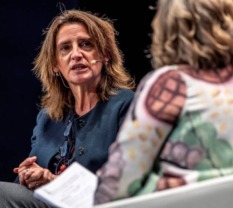 Ribera confirma que los consumidores asumirán el coste de topar el gas en 50 euros/MWh