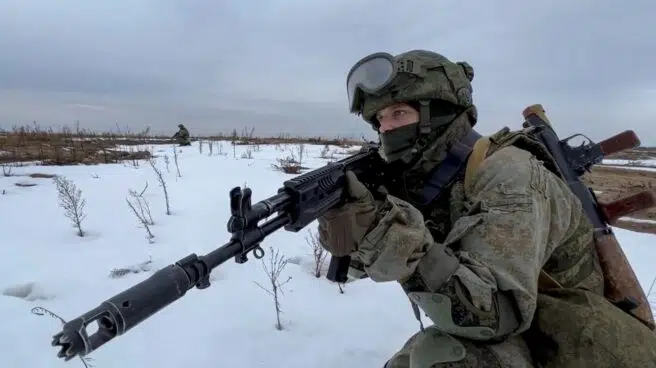 El envío de tropas rusas a Ucrania pone los precios del petróleo y gas por las nubes