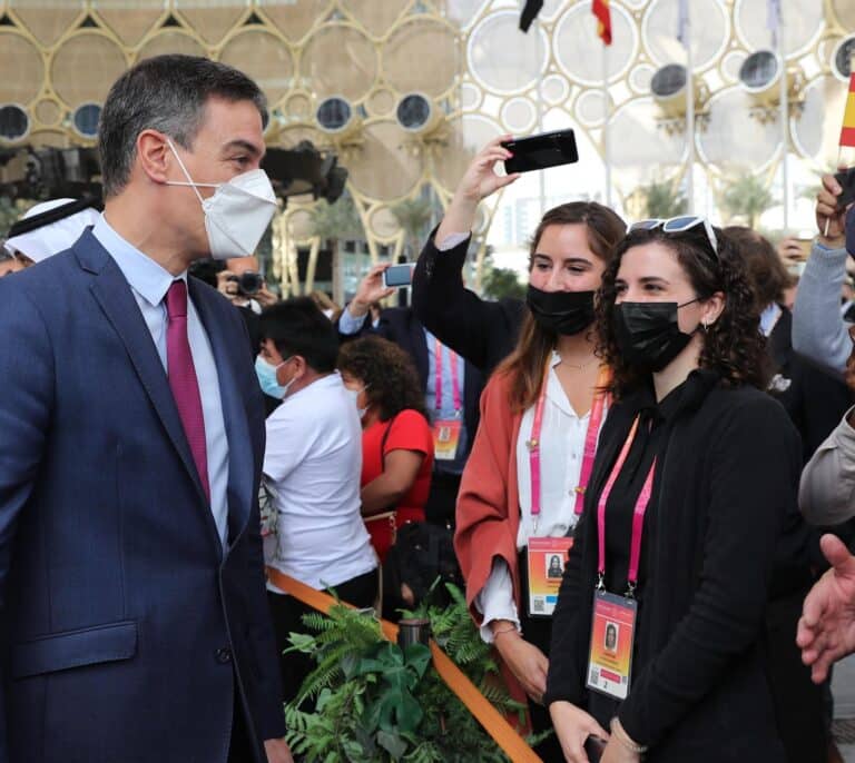 Pedro Sánchez, Pocero en Dubái