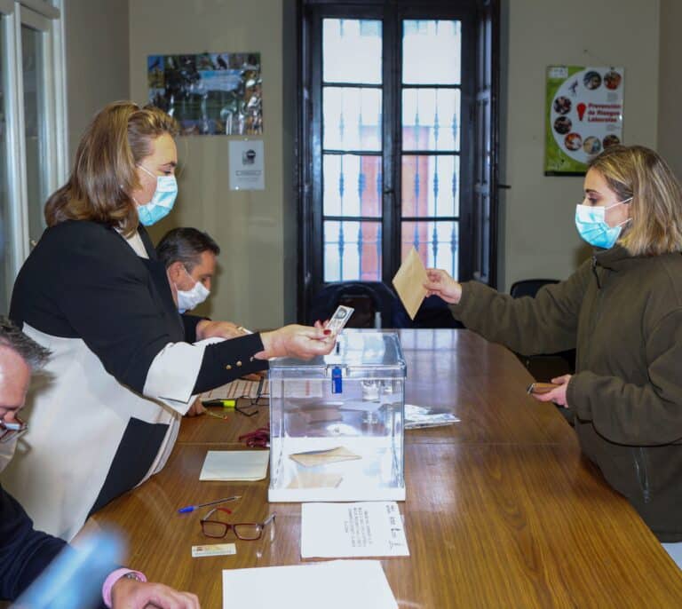 Don Benito y Villanueva de la Serena se fusionan tras un resultado muy ajustado y fallos informáticos