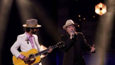 Sabina y Leiva interpretan 'Tan joven y tan viejo' en la gala de los Goya: "Viva el cine español"